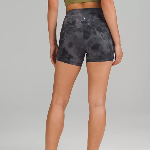 NWT 💎Lululemon Align HR Short 4" Diamond Dye Pitch Grey Size 2, 4 and 6 💎 - Picture 3 of 13